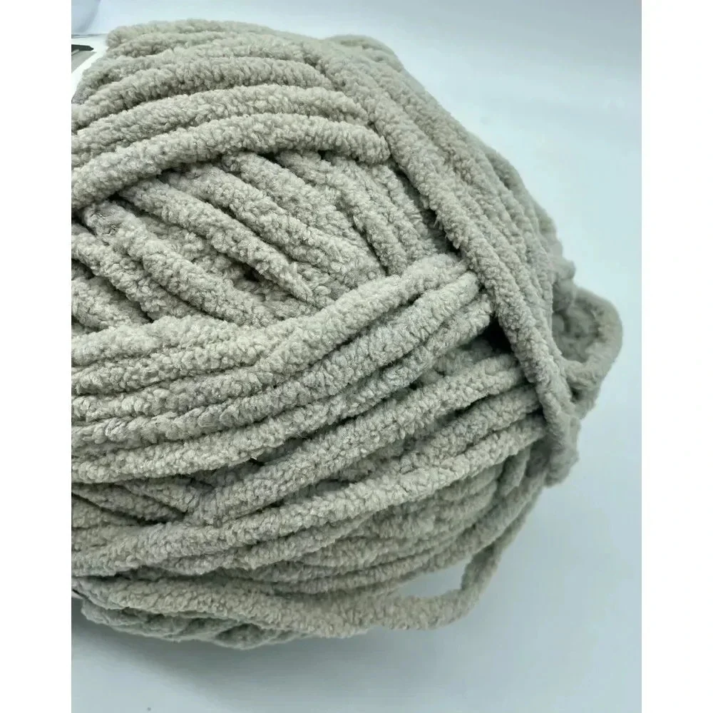 Bernat Blanket Big Ball‎ Yarn-Pale Grey, 161110-10046